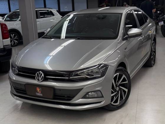 VOLKSWAGEN VIRTUS 1.0 200 TSI HIGHLINE AUTOMÁTICO VOLKSWAGEN VIRTUS 1.0 200 TSI HIGHLINE AUTOMÁTICO